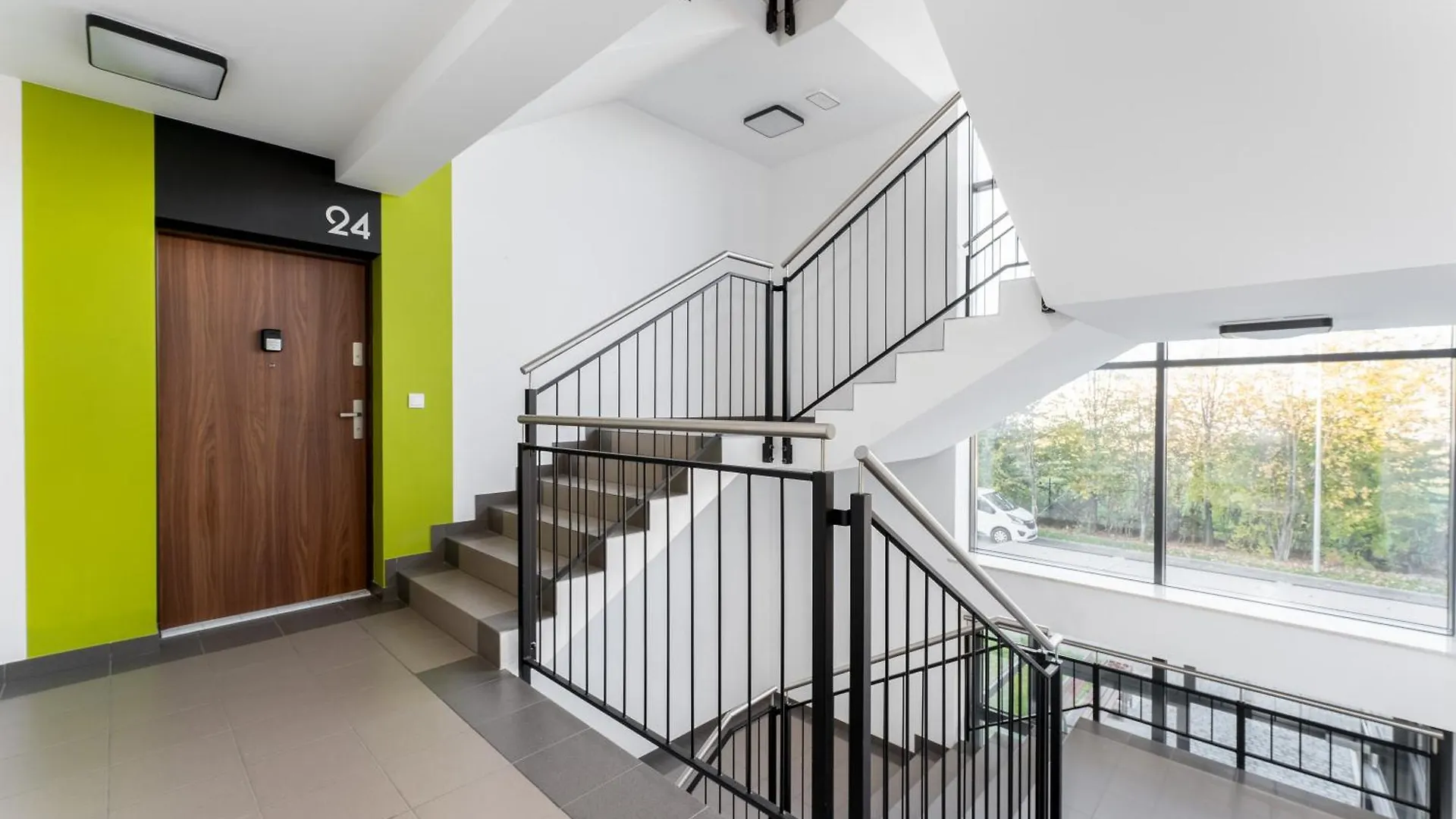 Zlocien Bright Apartment Krakow Poland