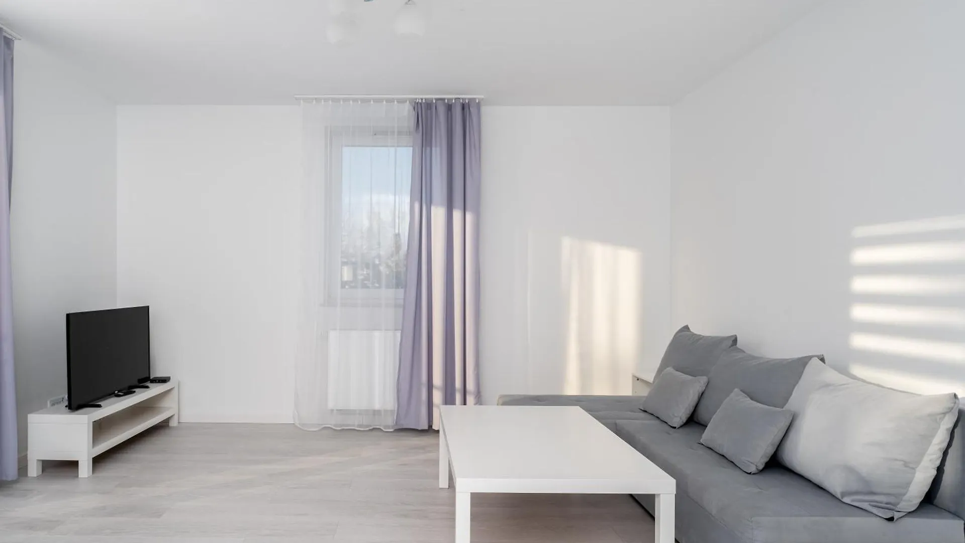 Zlocien Bright Apartment Krakow