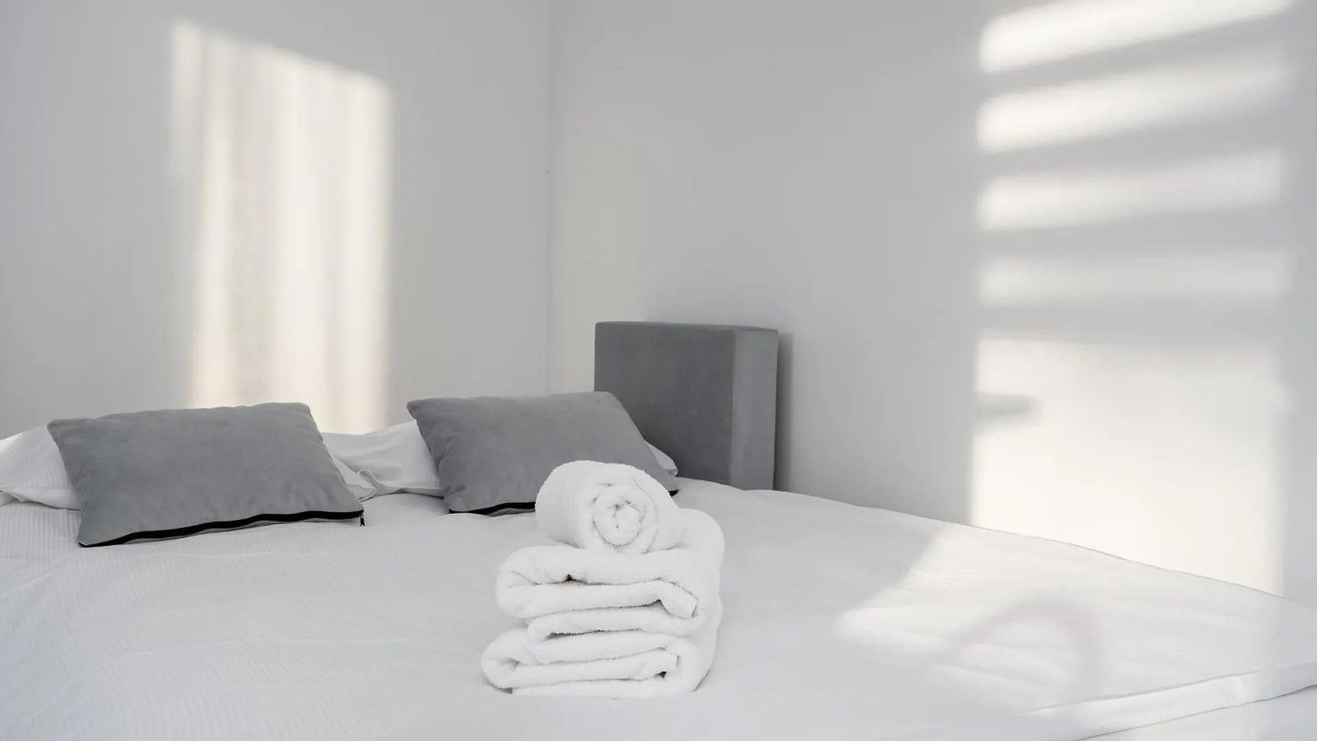 Zlocien Bright Apartment Krakow