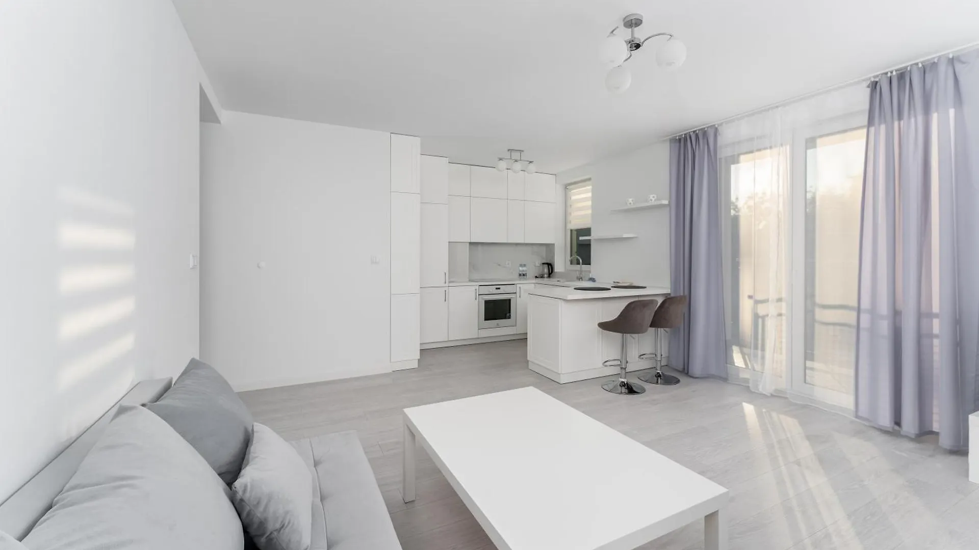 Zlocien Bright Apartment Krakow